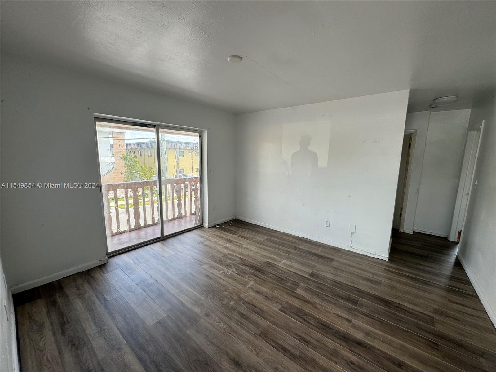 COBOS FRONTON SUB 1 - Residential Lease