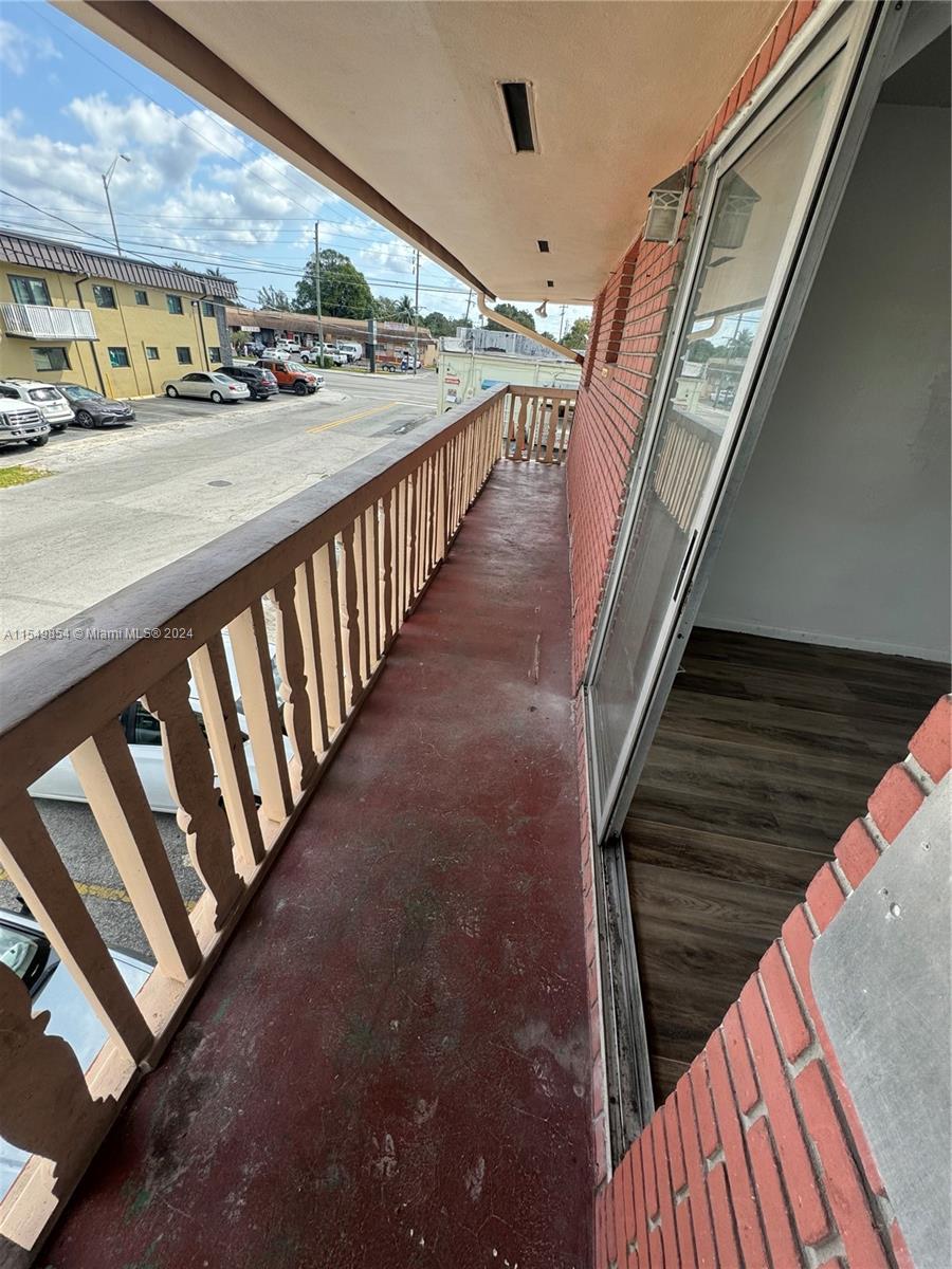 COBOS FRONTON SUB 1 - Residential Lease