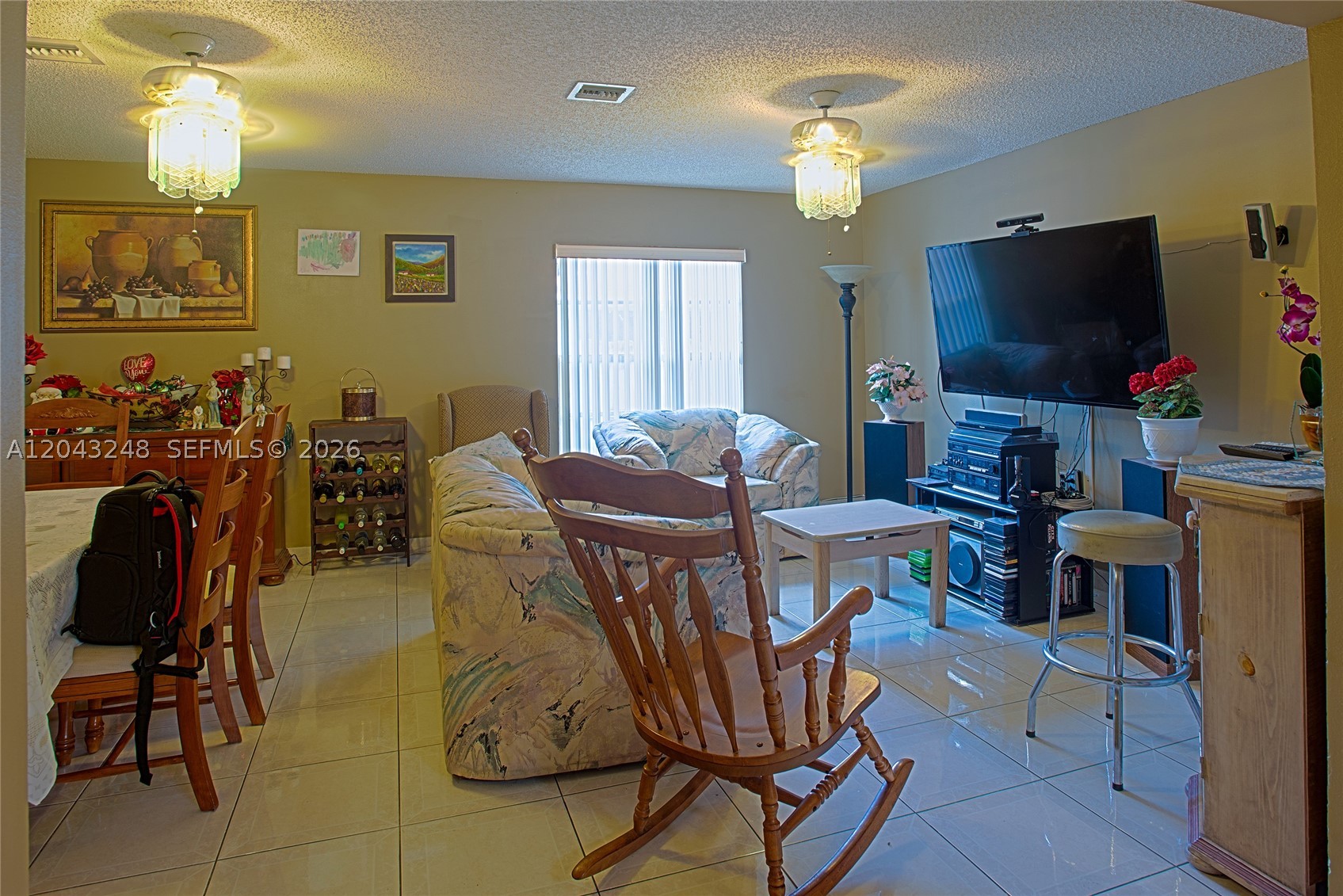 COUNTRY LAKE MANORS SEC 3 - Residential