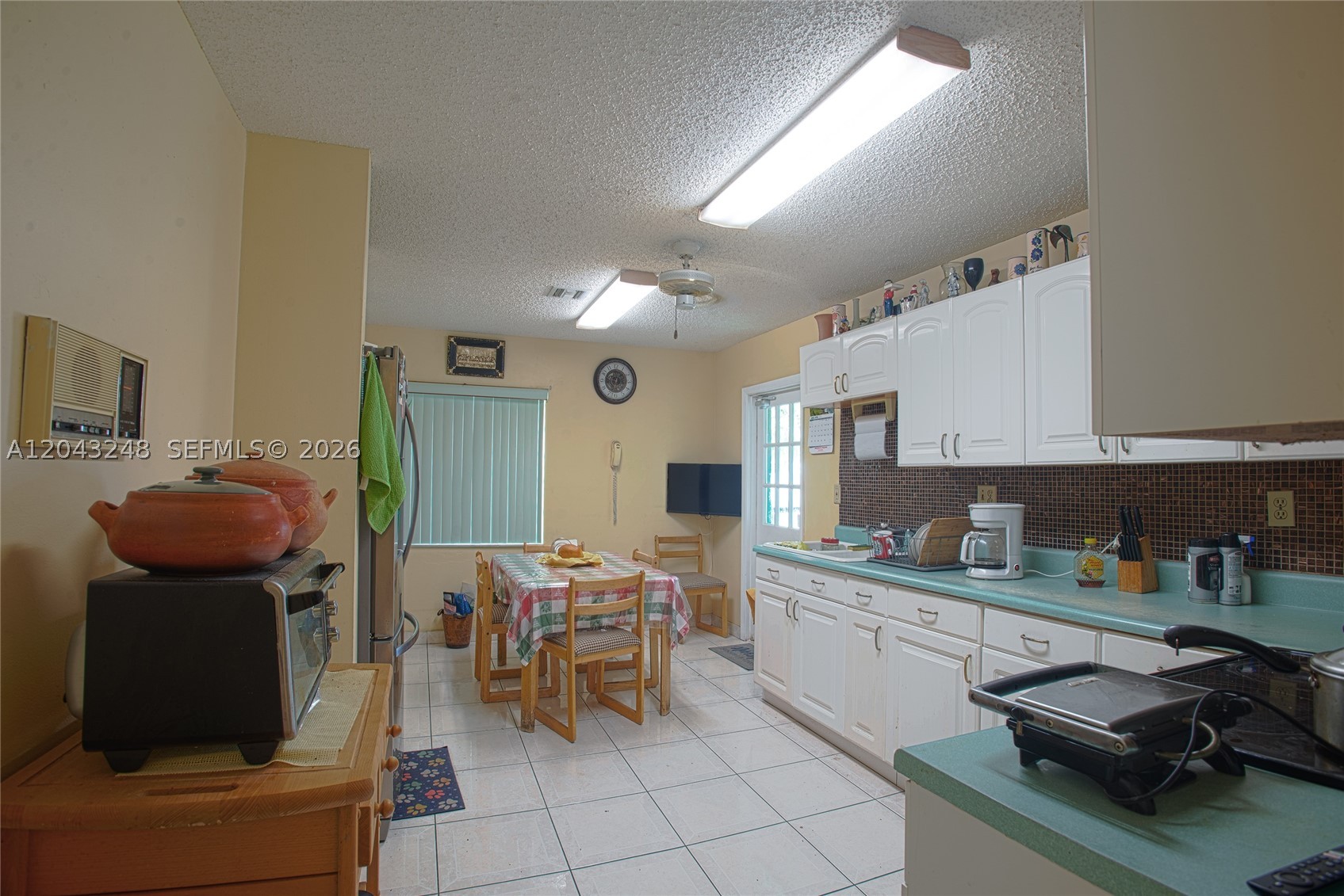 COUNTRY LAKE MANORS SEC 3 - Residential