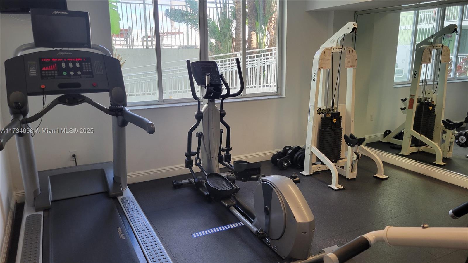 SAN LORENZO CONDO - Residential