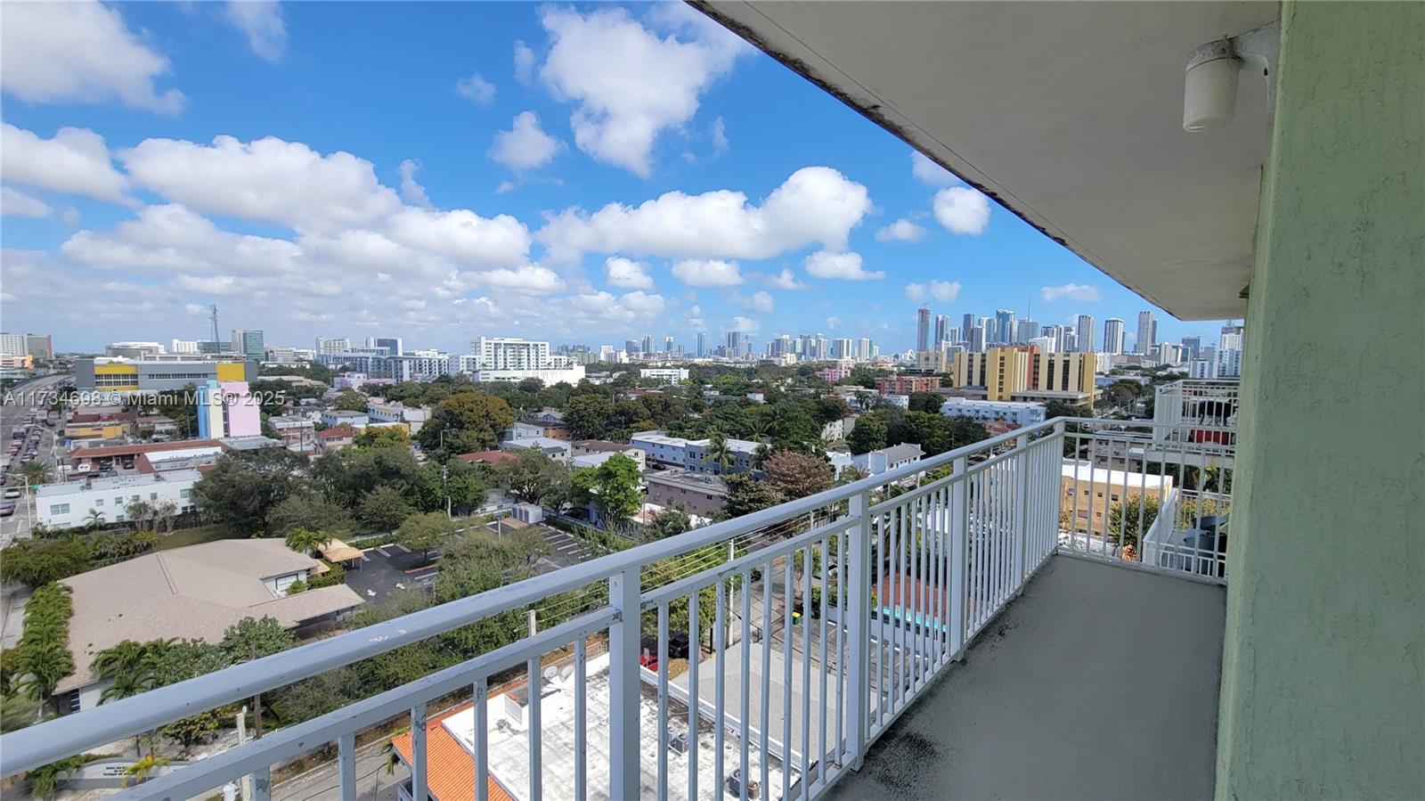 SAN LORENZO CONDO - Residential