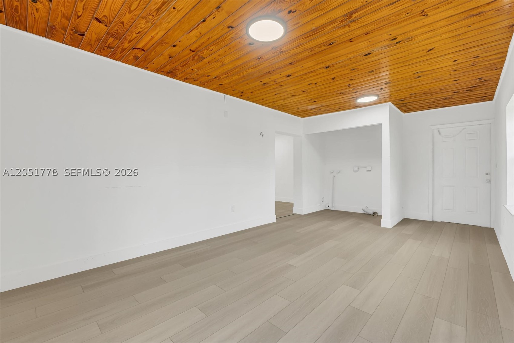 LAR ESTATES NO 3 - Residential