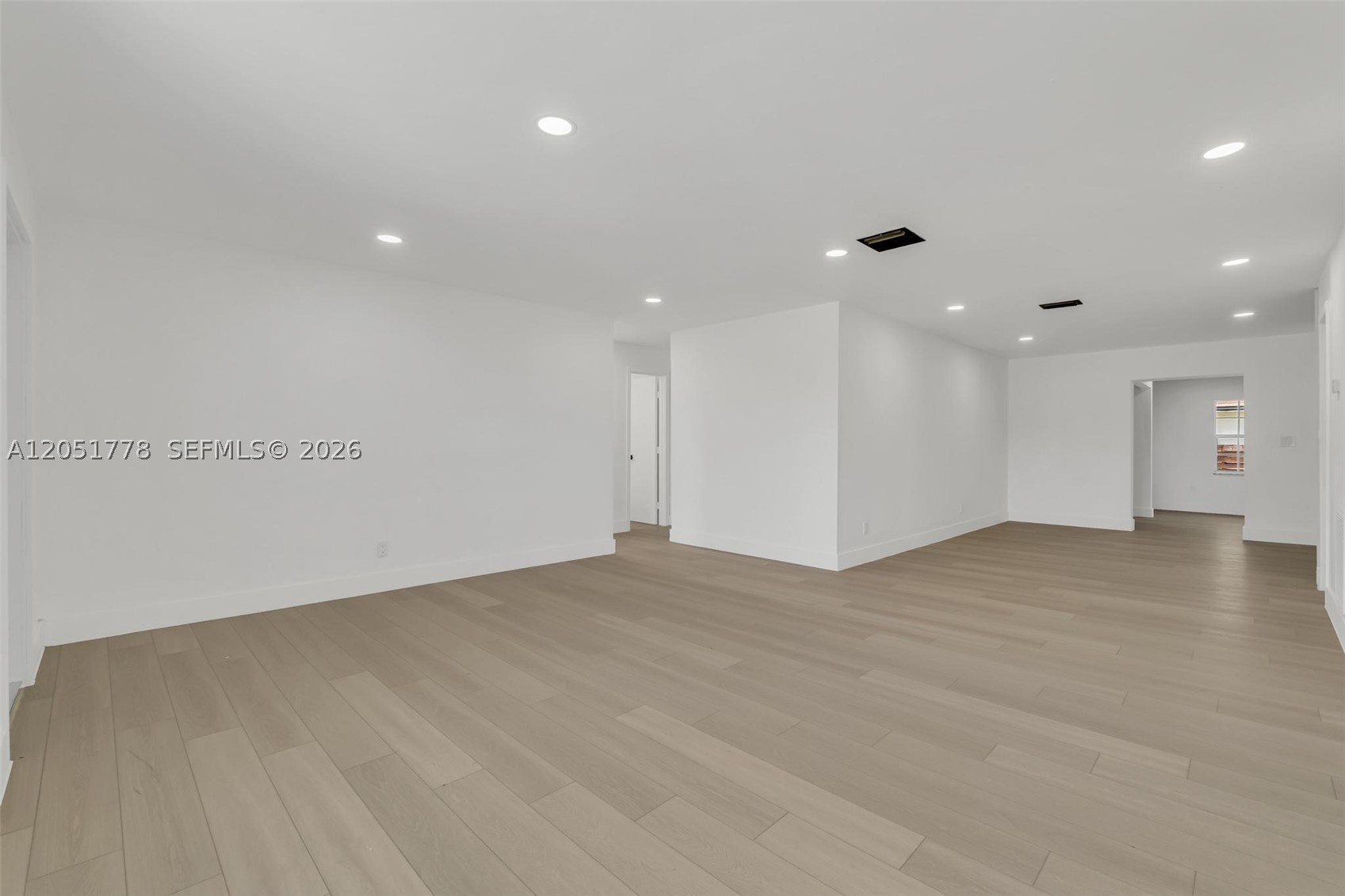 LAR ESTATES NO 3 - Residential