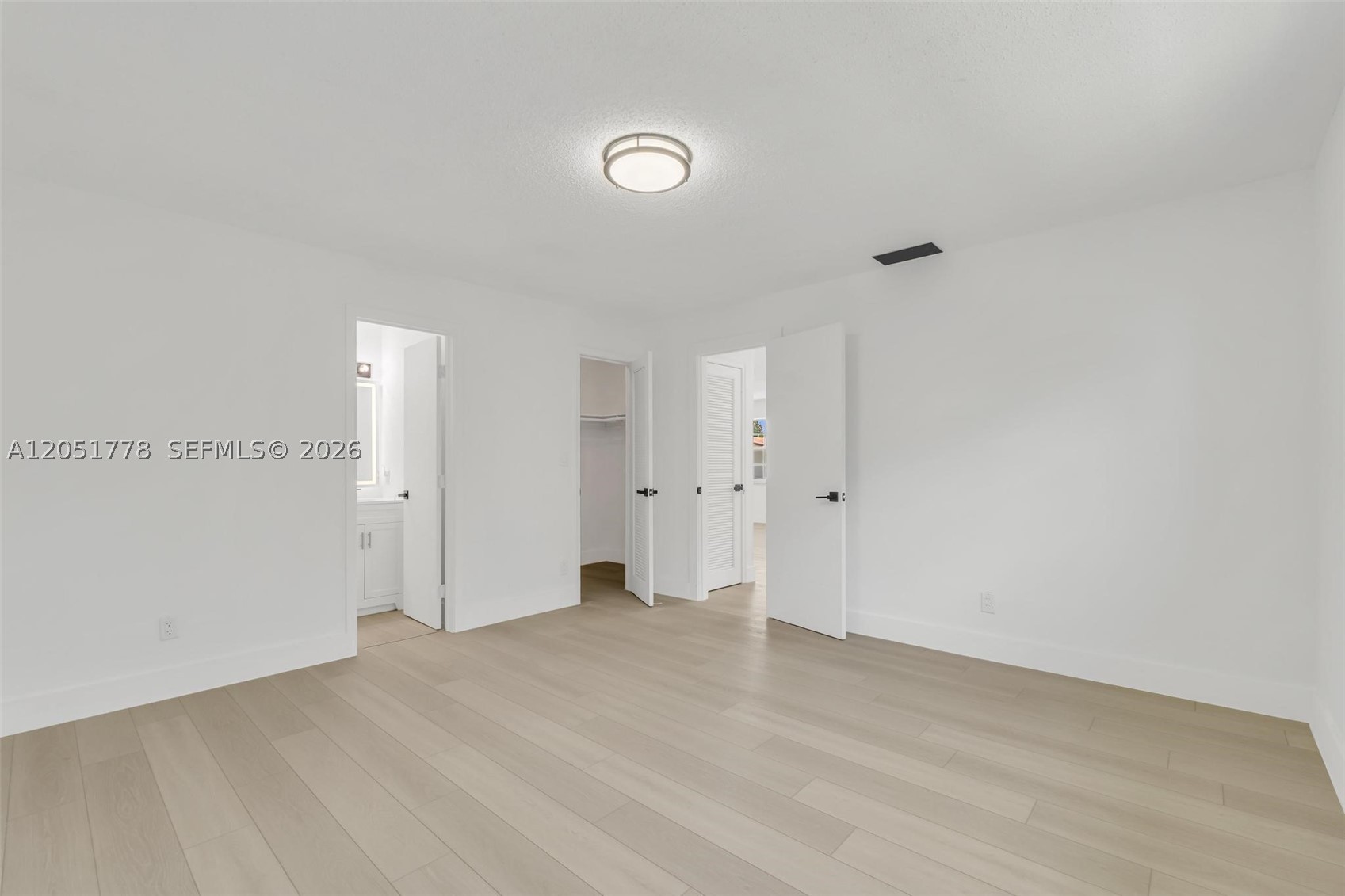 LAR ESTATES NO 3 - Residential