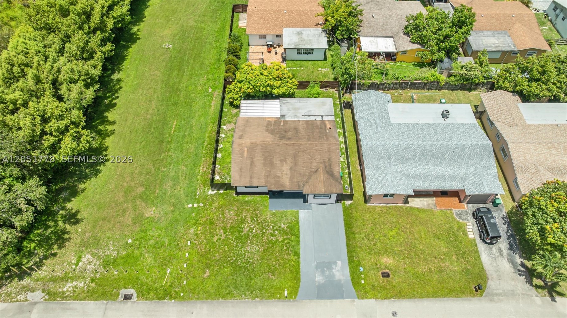 LAR ESTATES NO 3 - Residential