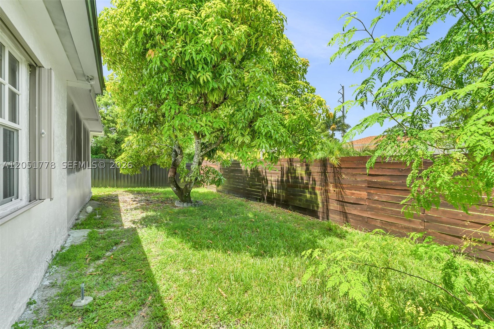 LAR ESTATES NO 3 - Residential