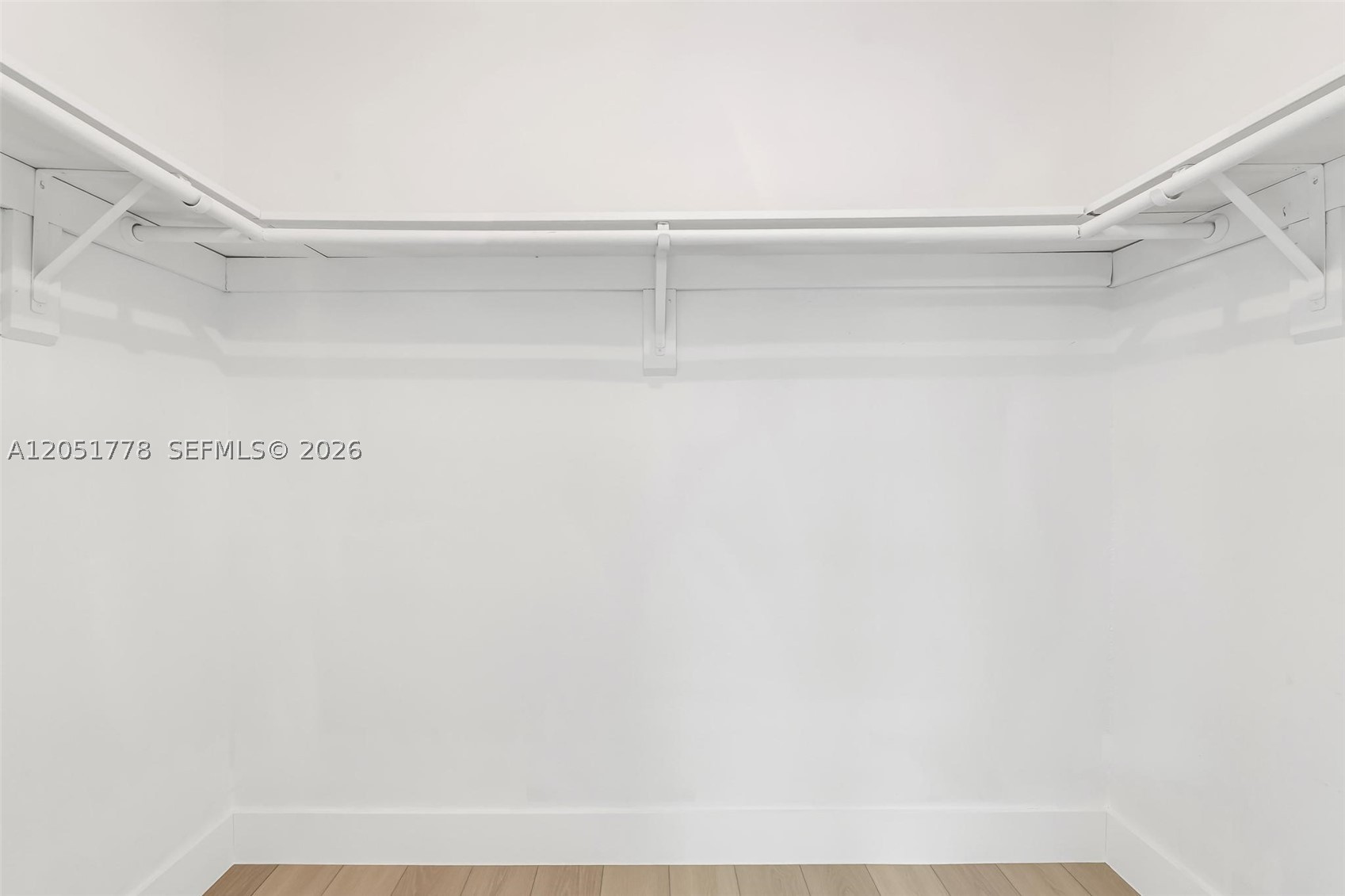 LAR ESTATES NO 3 - Residential