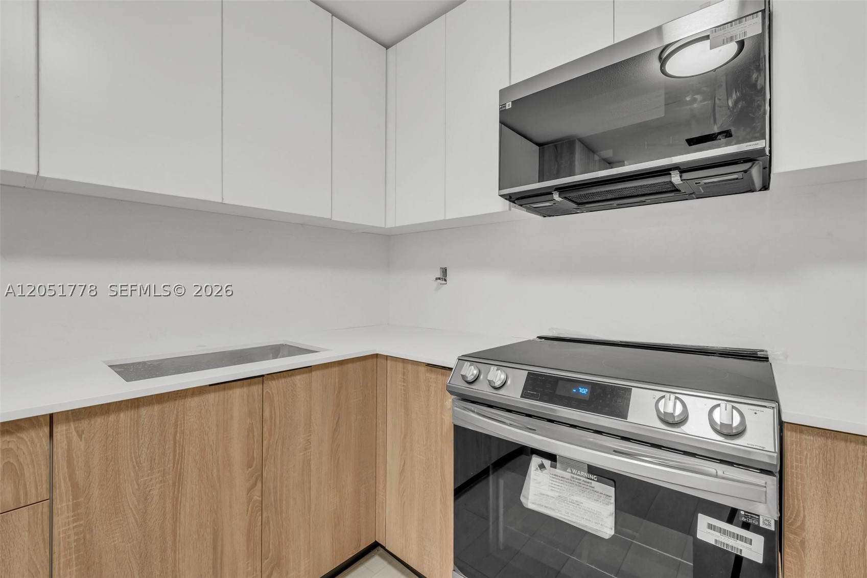 LAR ESTATES NO 3 - Residential