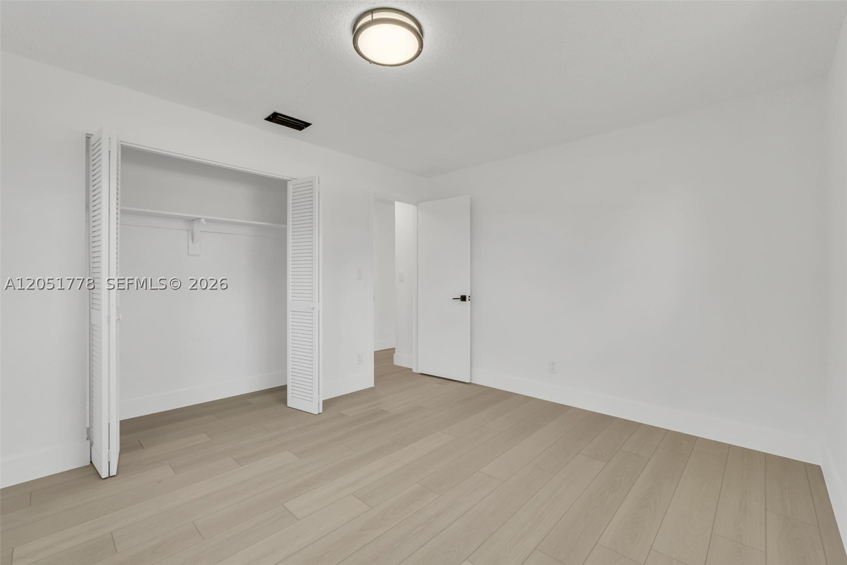 LAR ESTATES NO 3 - Residential