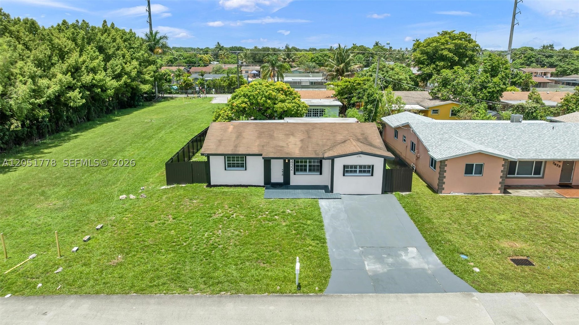 LAR ESTATES NO 3 - Residential