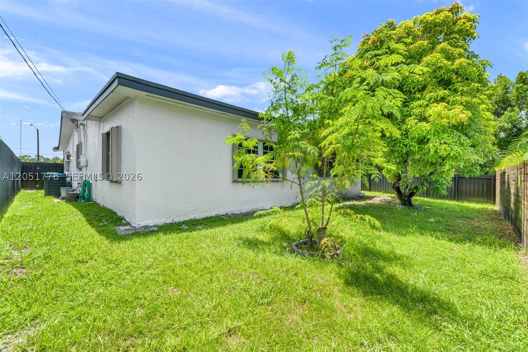 LAR ESTATES NO 3 - Residential