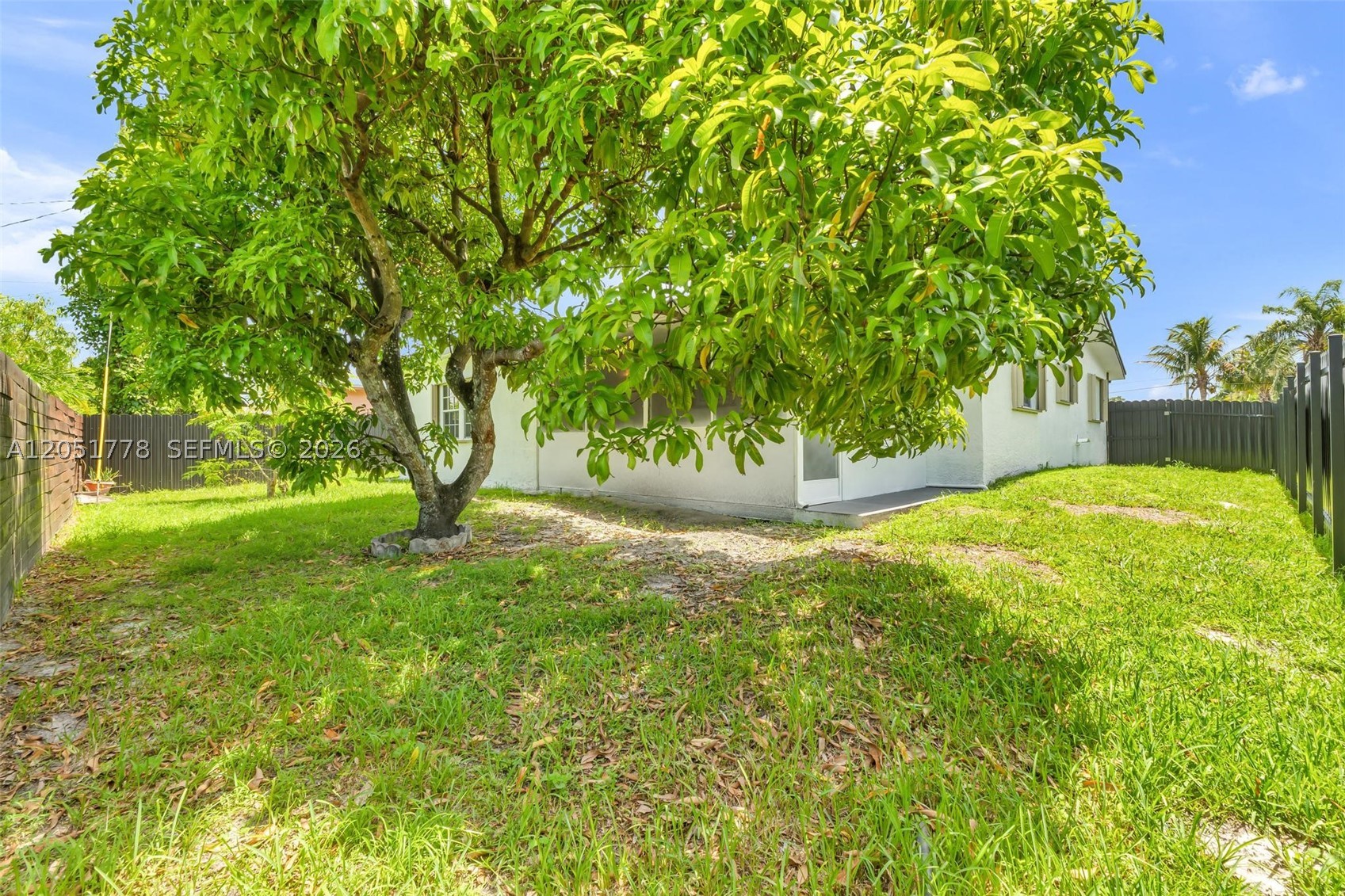 LAR ESTATES NO 3 - Residential