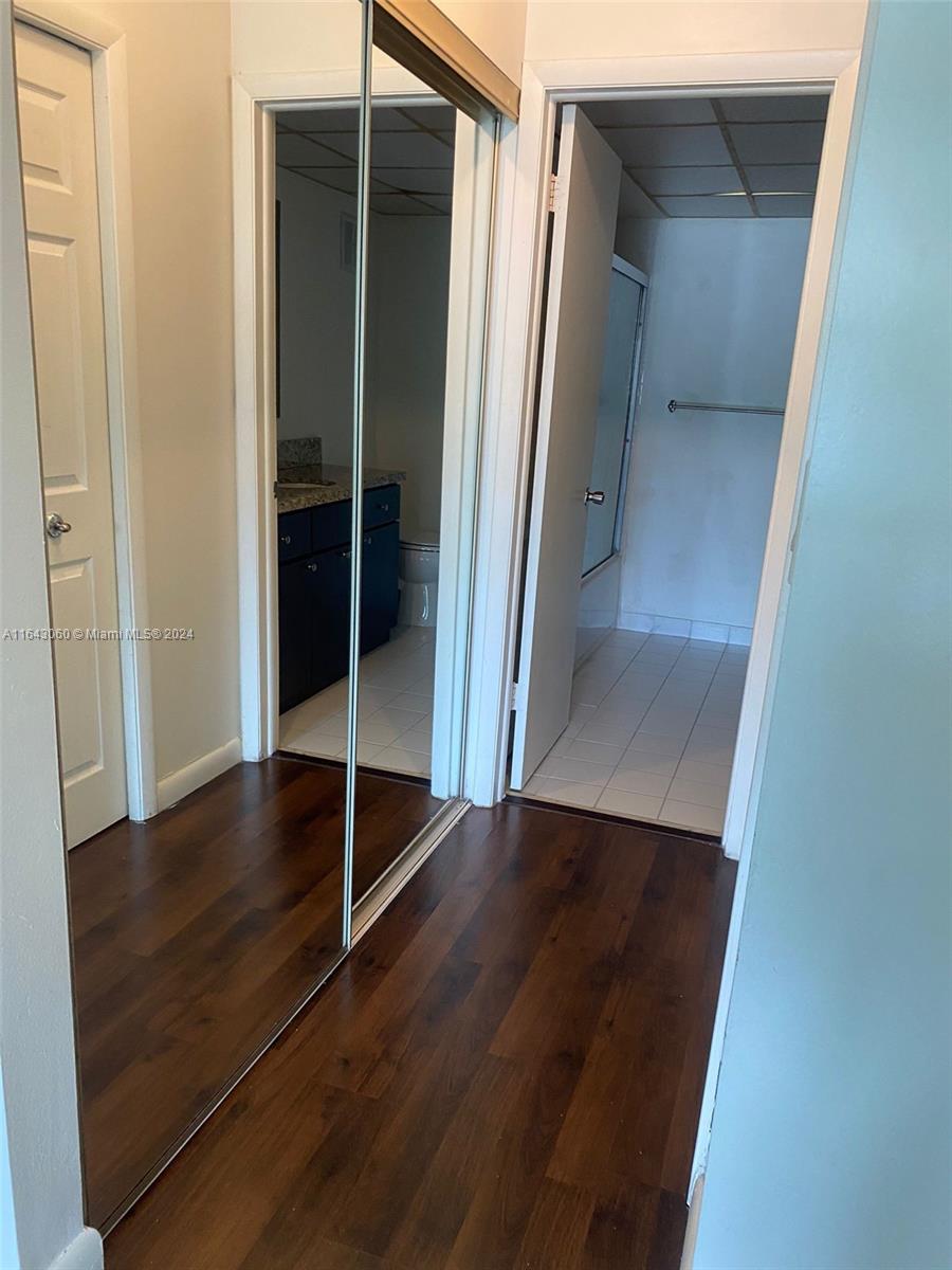 BUILDING THREE OF RACQUET - Residential Lease