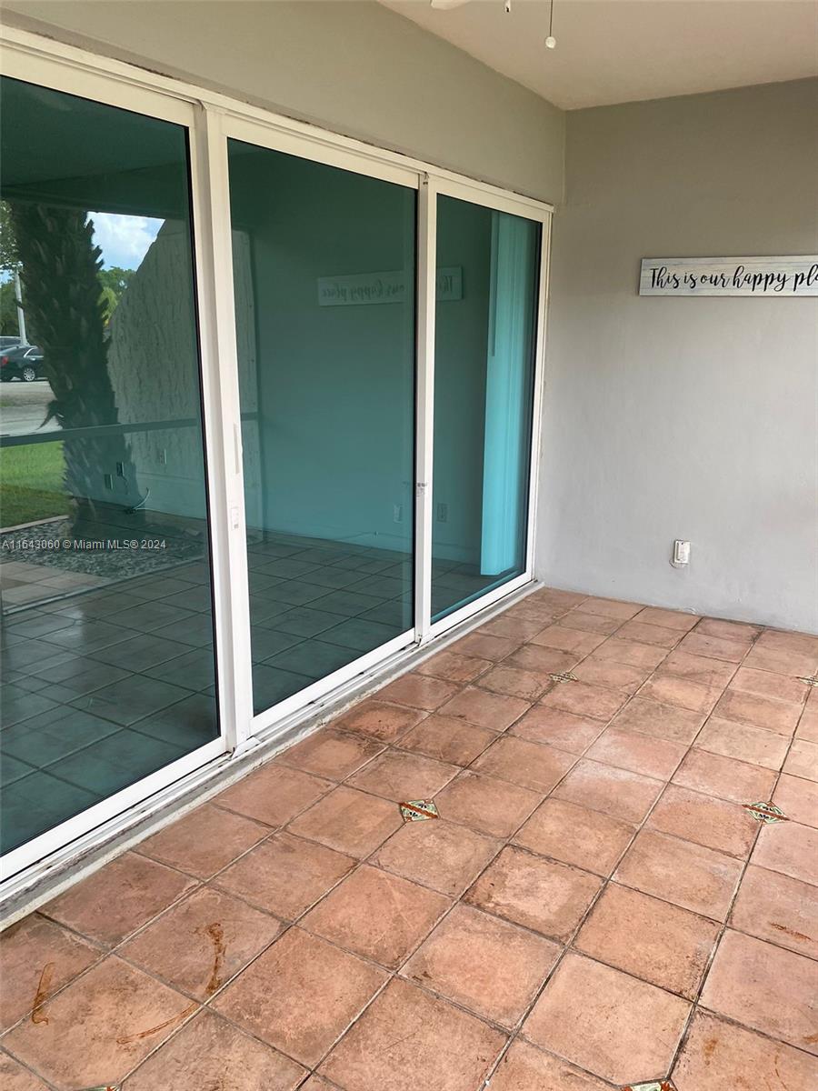 BUILDING THREE OF RACQUET - Residential Lease