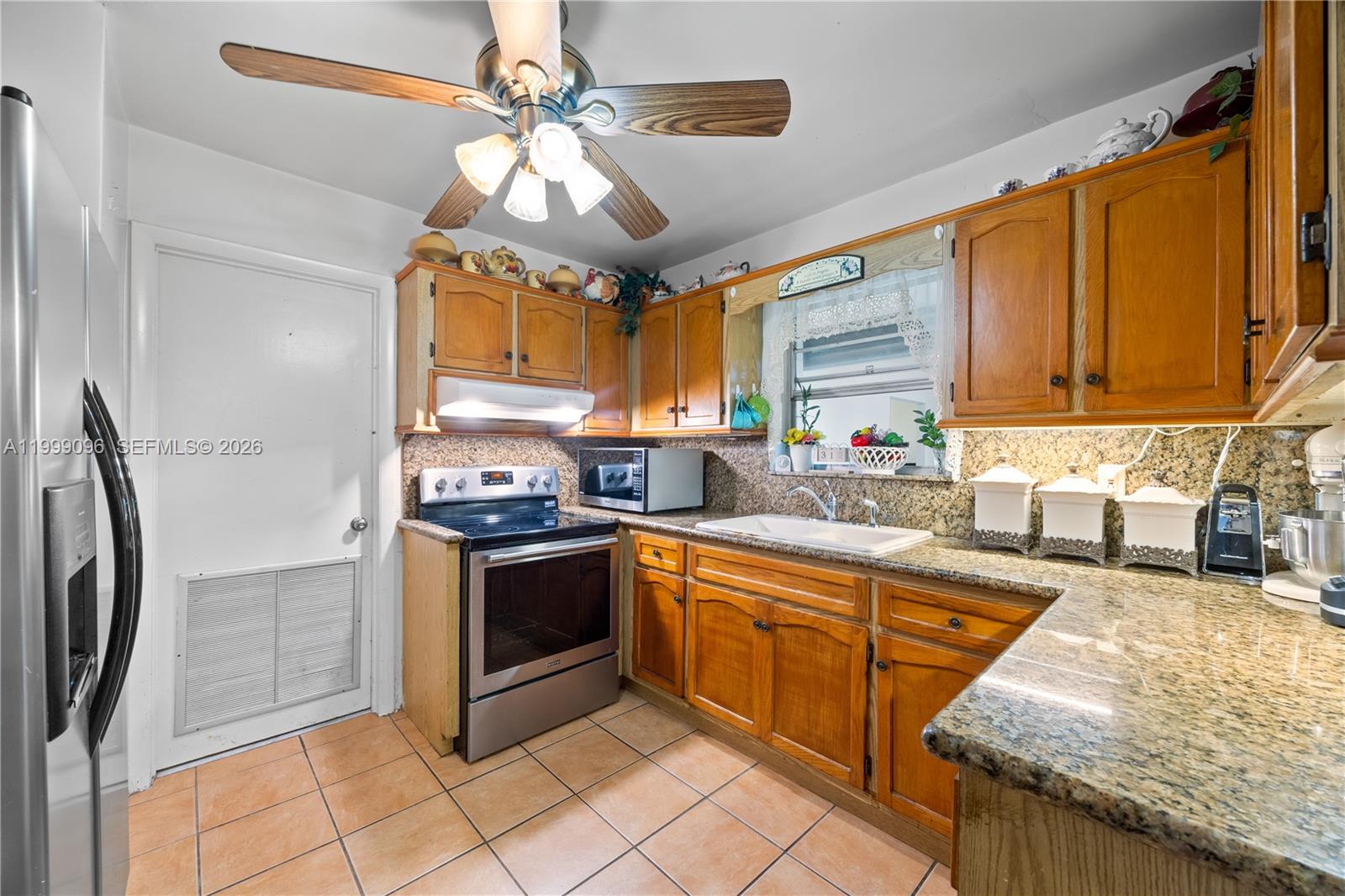 LITTLE RIVER FARMS - Residential
