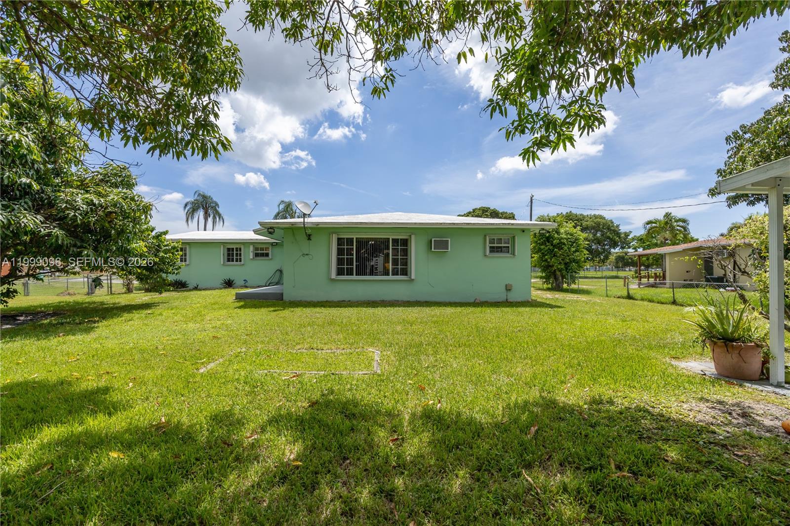 LITTLE RIVER FARMS - Residential