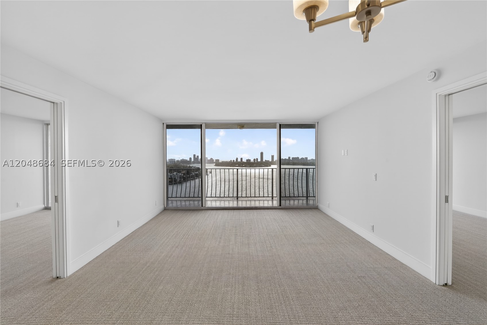THE GRANDVIEW PALACE COND - Residential