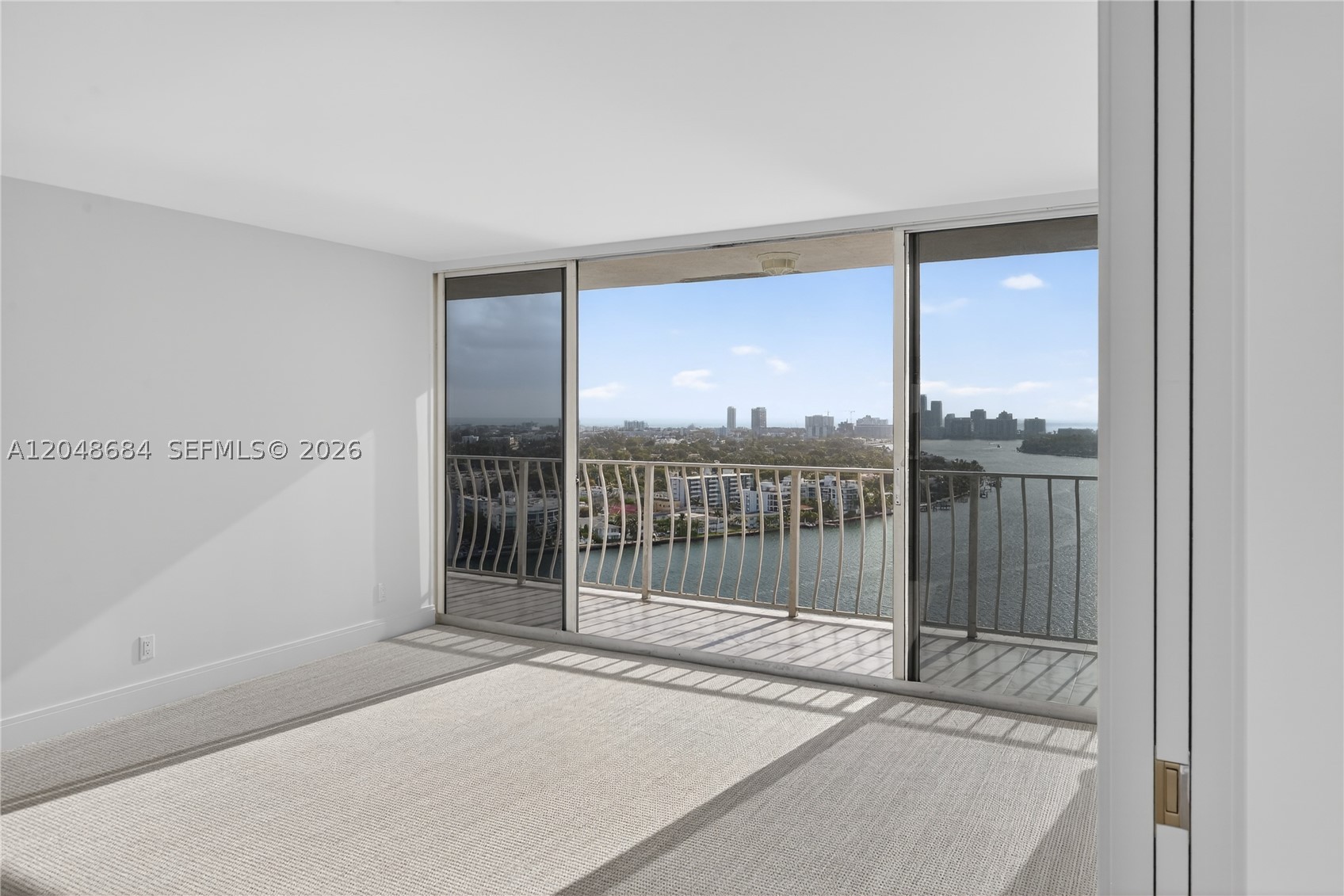 THE GRANDVIEW PALACE COND - Residential