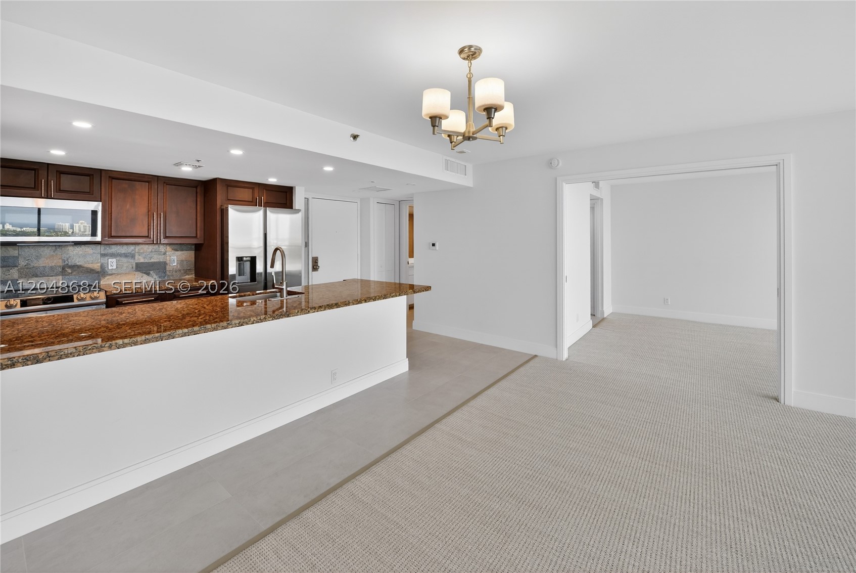 THE GRANDVIEW PALACE COND - Residential