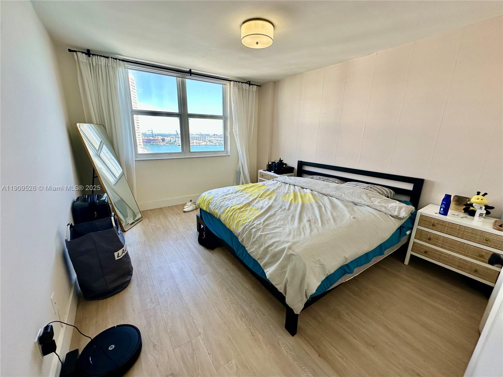 ISOLA CONDO - Residential Lease
