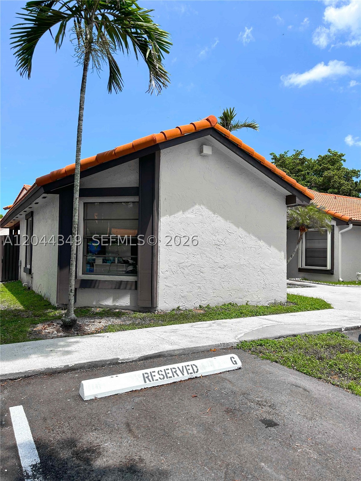 LAKES MEADOW VILG HOMES C - Residential