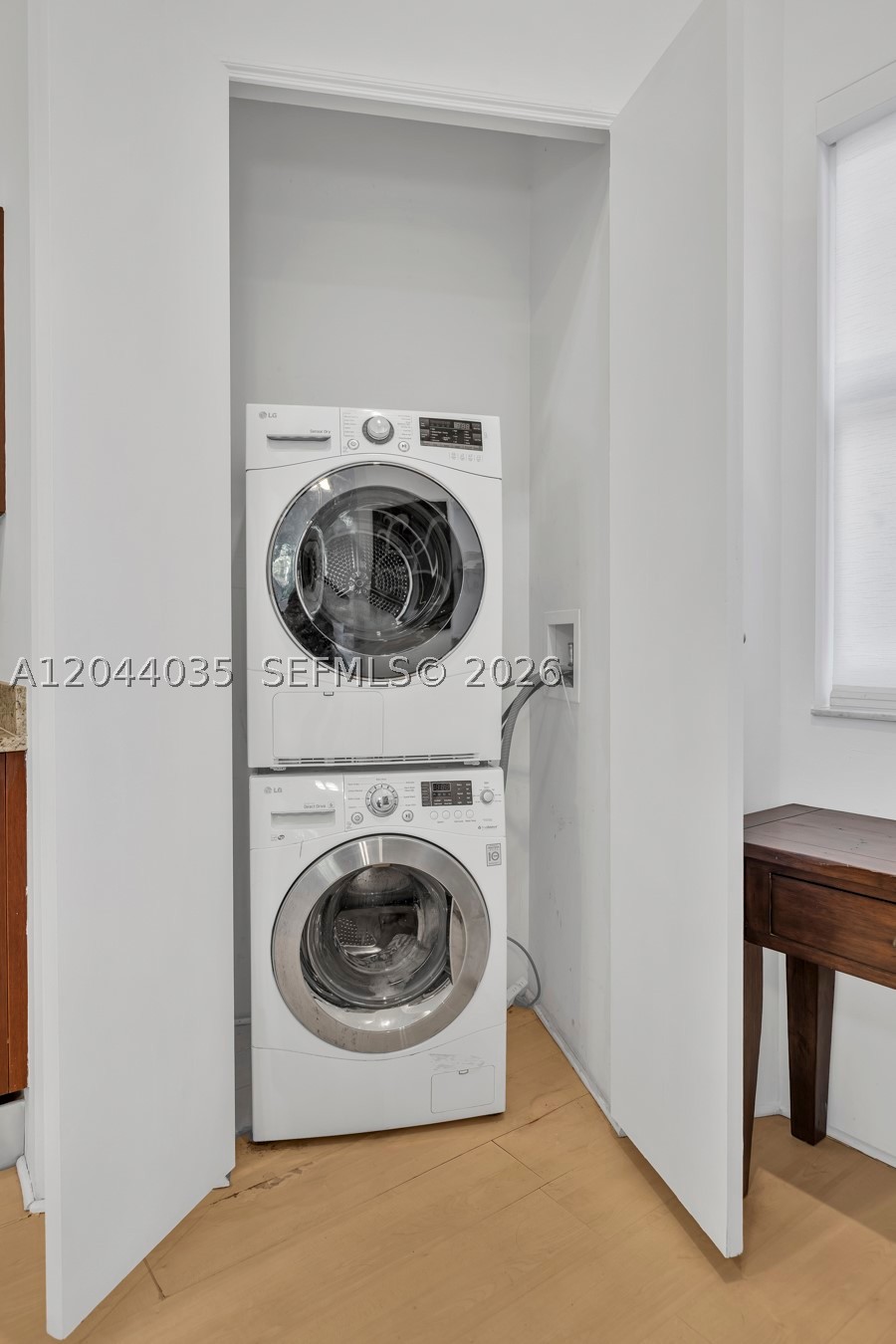 TURNBERRY VLG NO TOWER - Residential