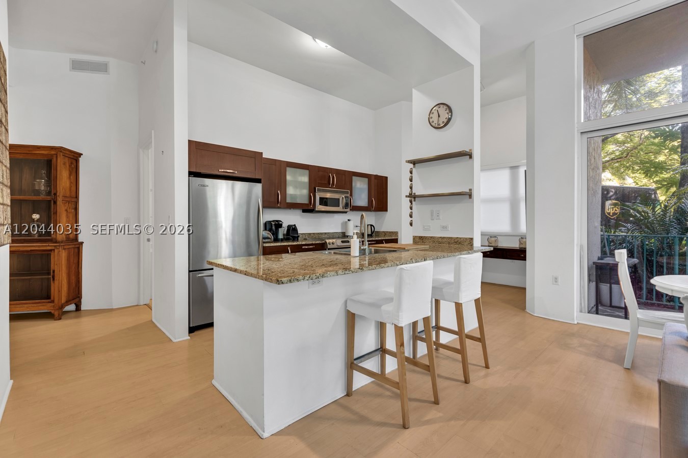 TURNBERRY VLG NO TOWER - Residential