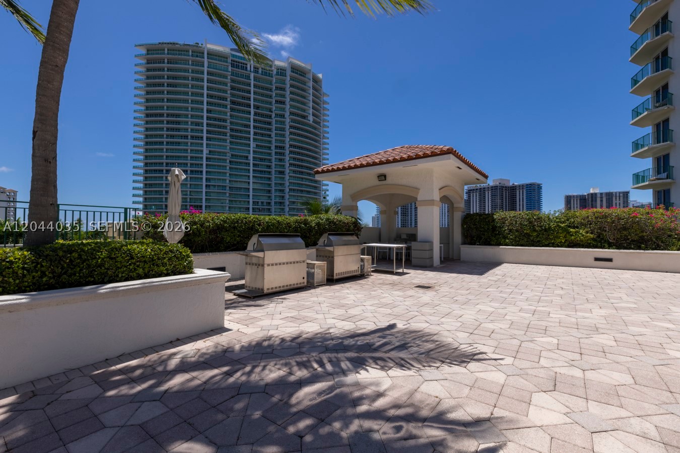TURNBERRY VLG NO TOWER - Residential