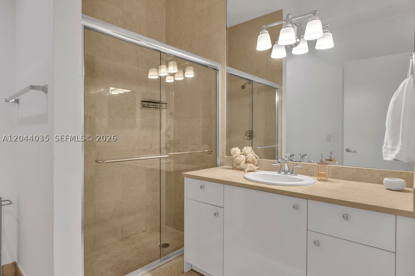 TURNBERRY VLG NO TOWER - Residential