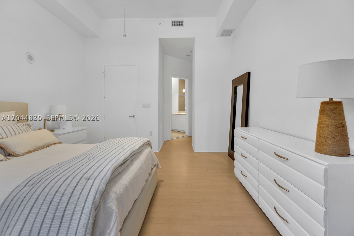 TURNBERRY VLG NO TOWER - Residential