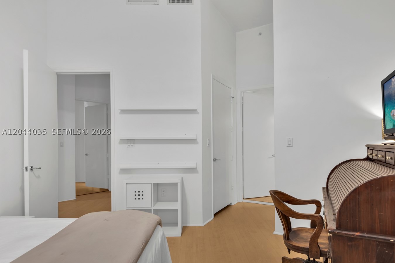 TURNBERRY VLG NO TOWER - Residential