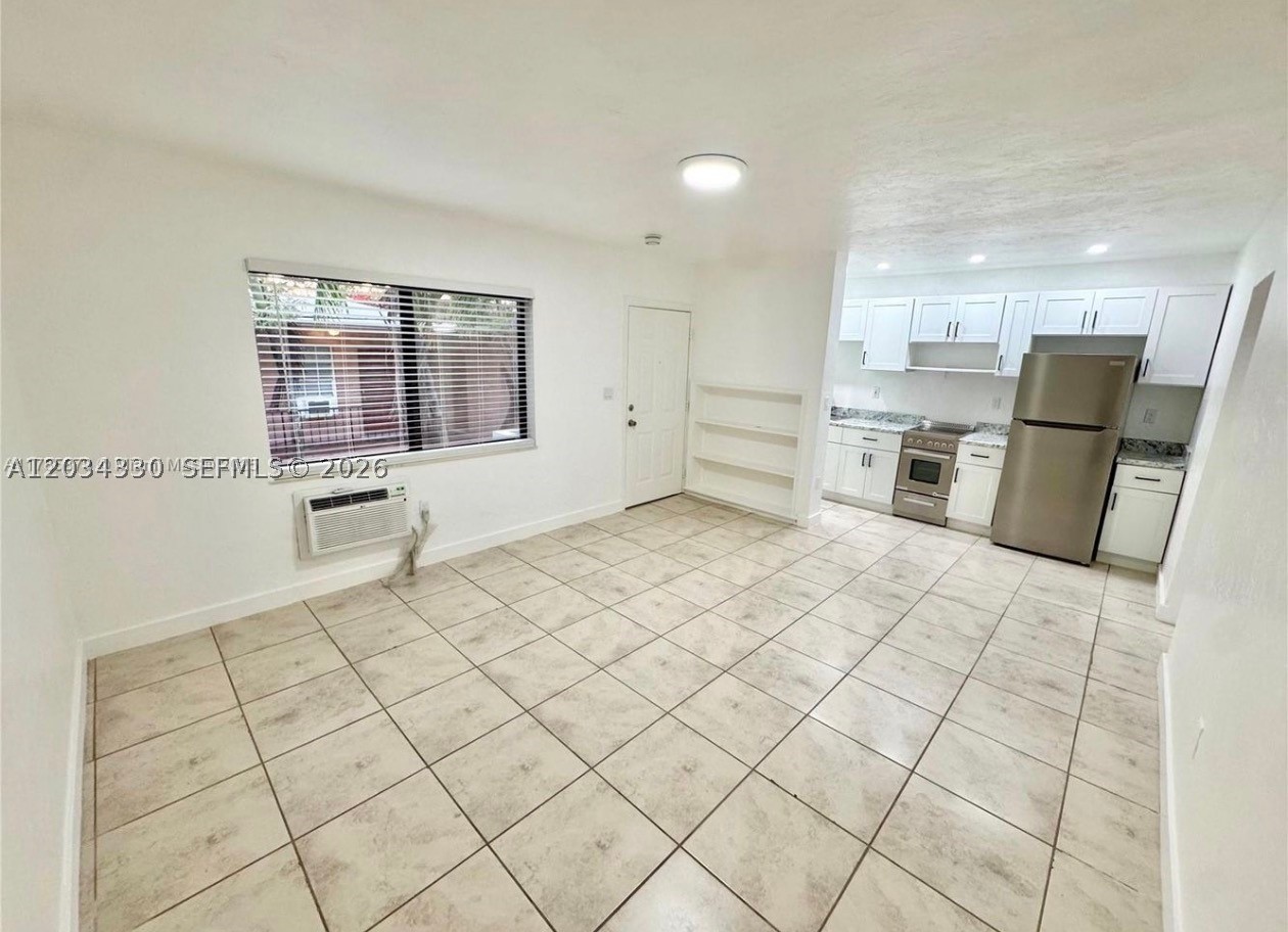 CITY OF MIAMI SOUTH - Residential Lease