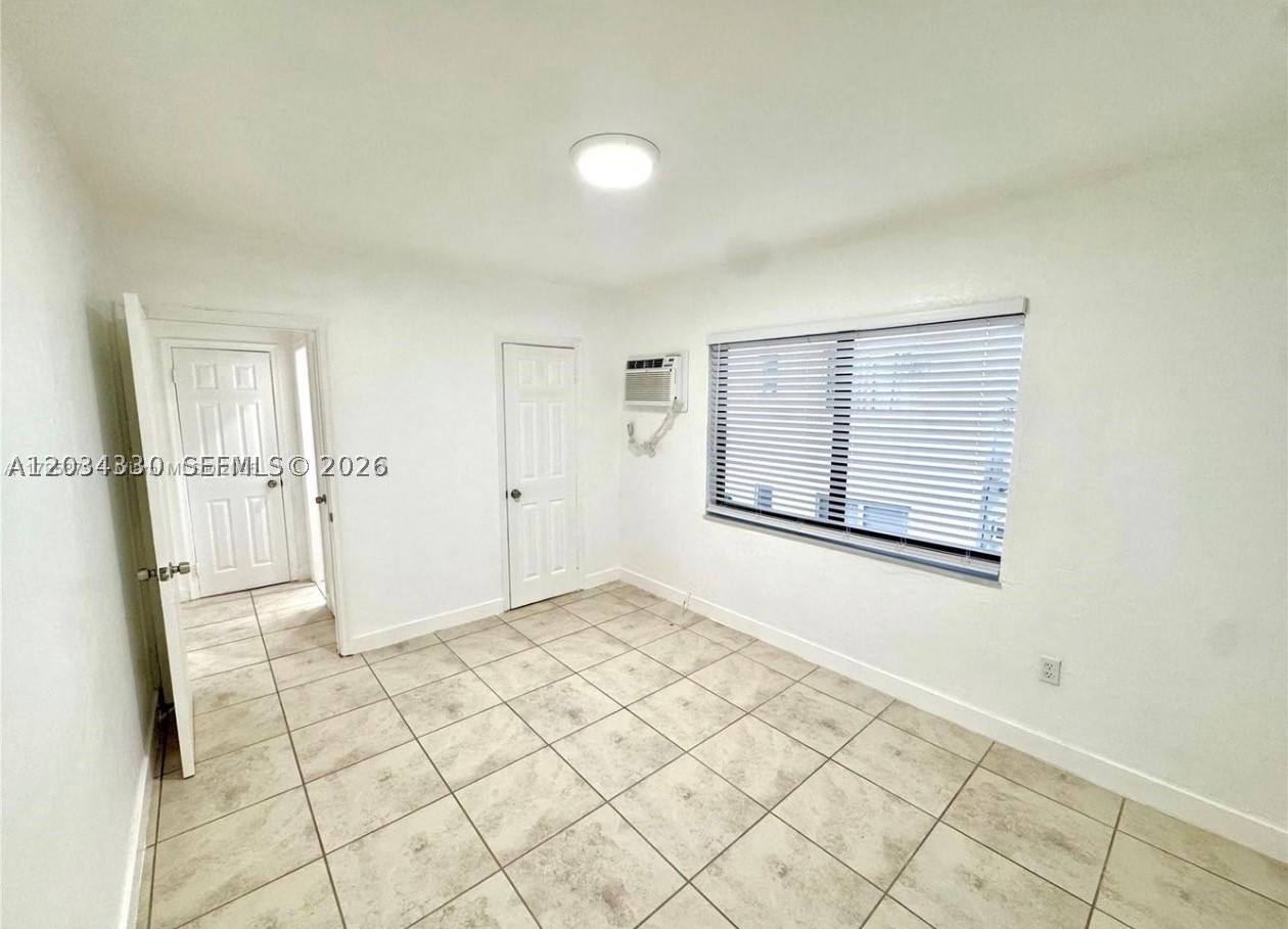 CITY OF MIAMI SOUTH - Residential Lease