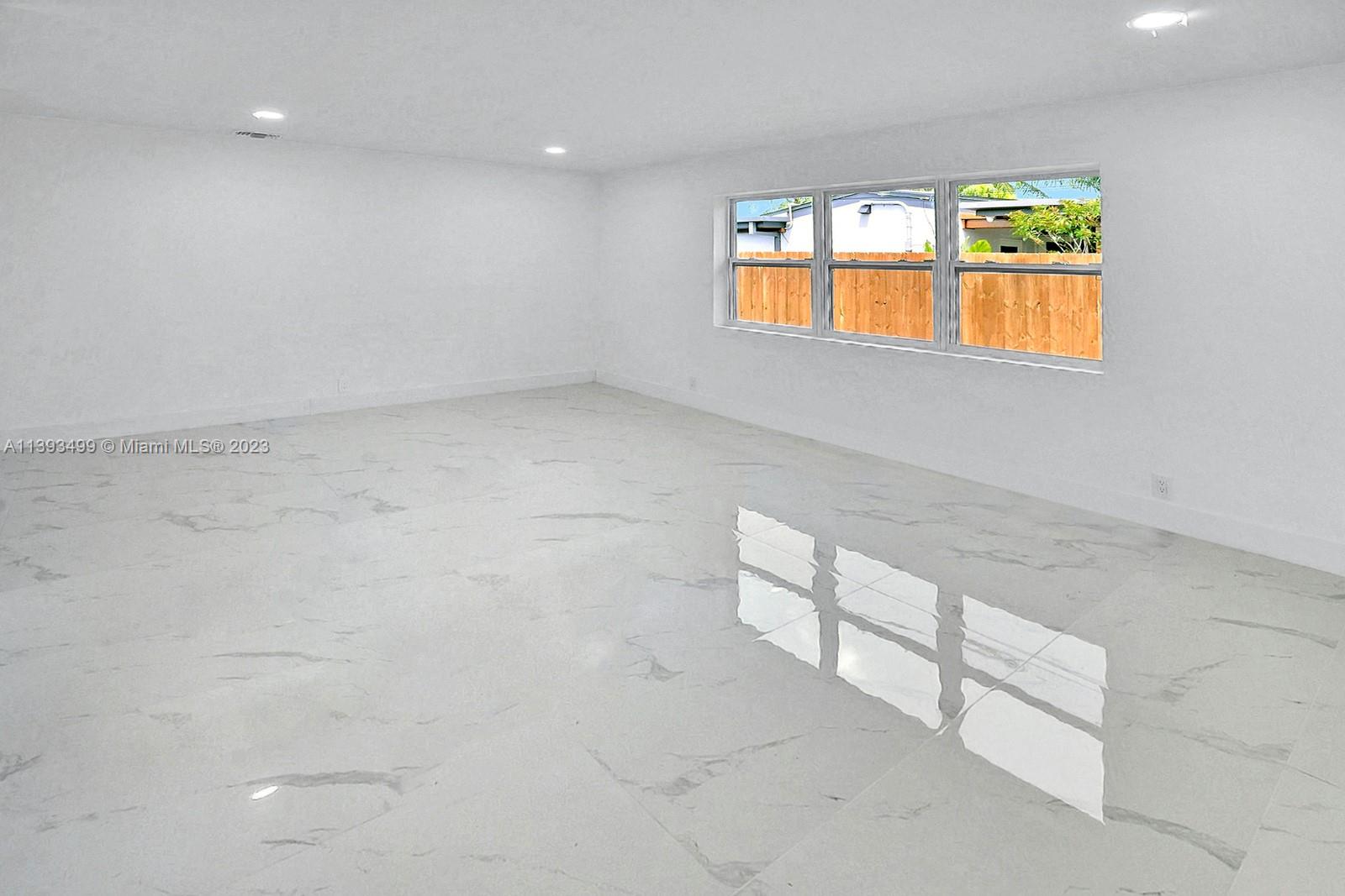 ALMAR ESTATES - Residential Lease