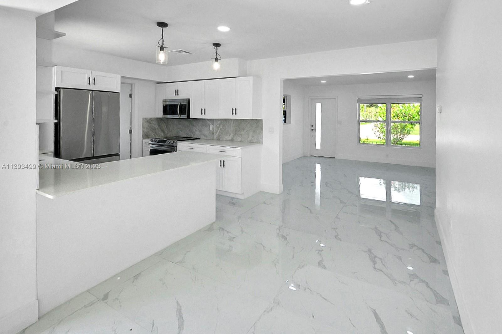 ALMAR ESTATES - Residential Lease
