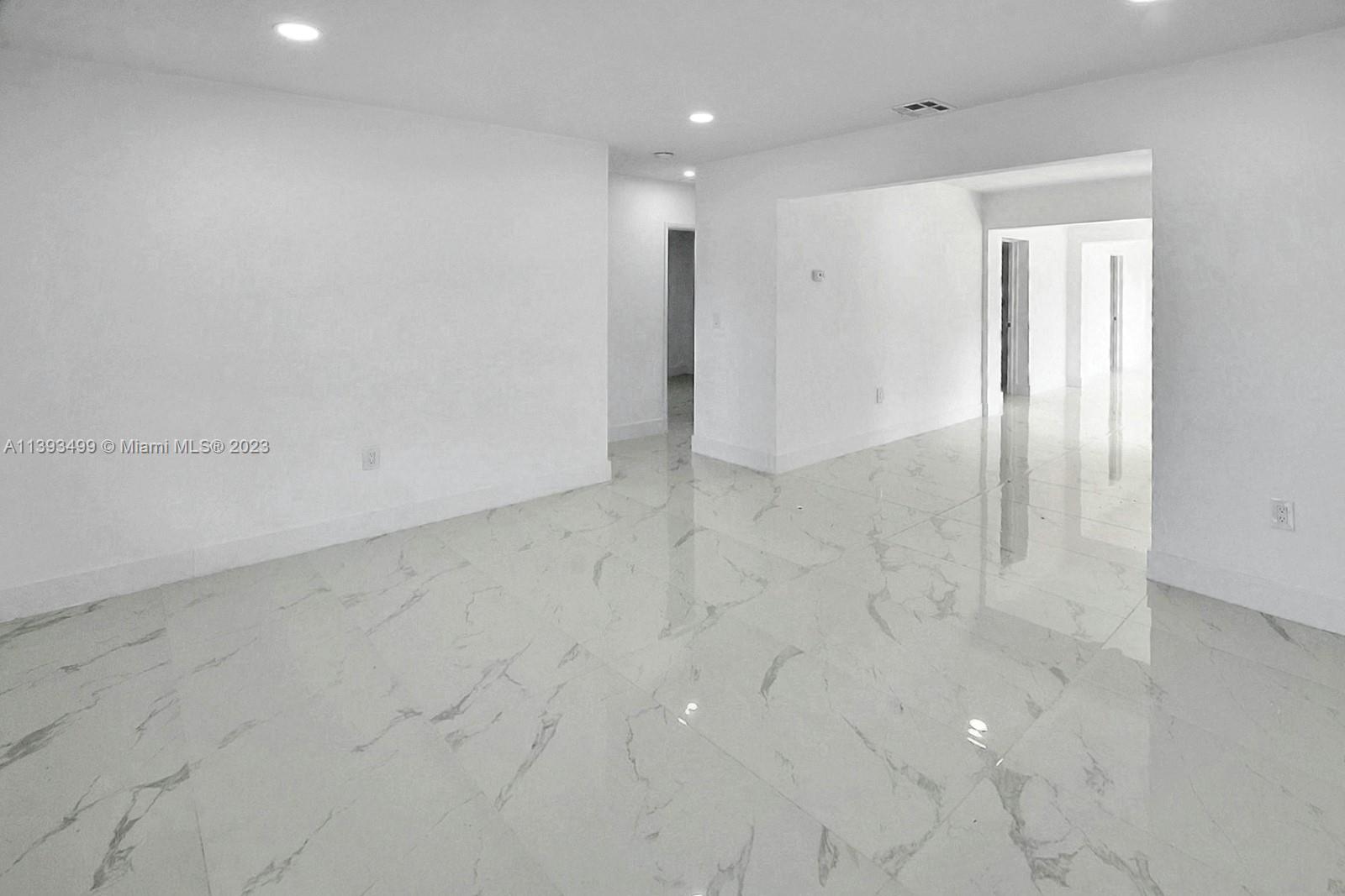 ALMAR ESTATES - Residential Lease