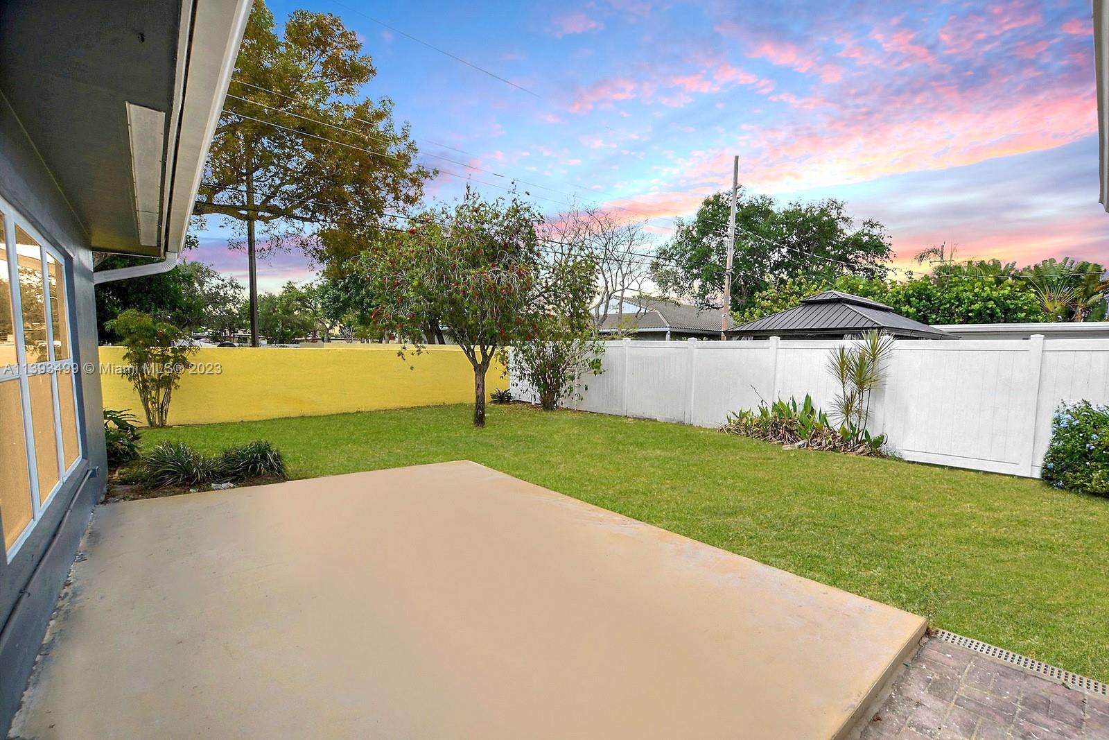 ALMAR ESTATES - Residential Lease