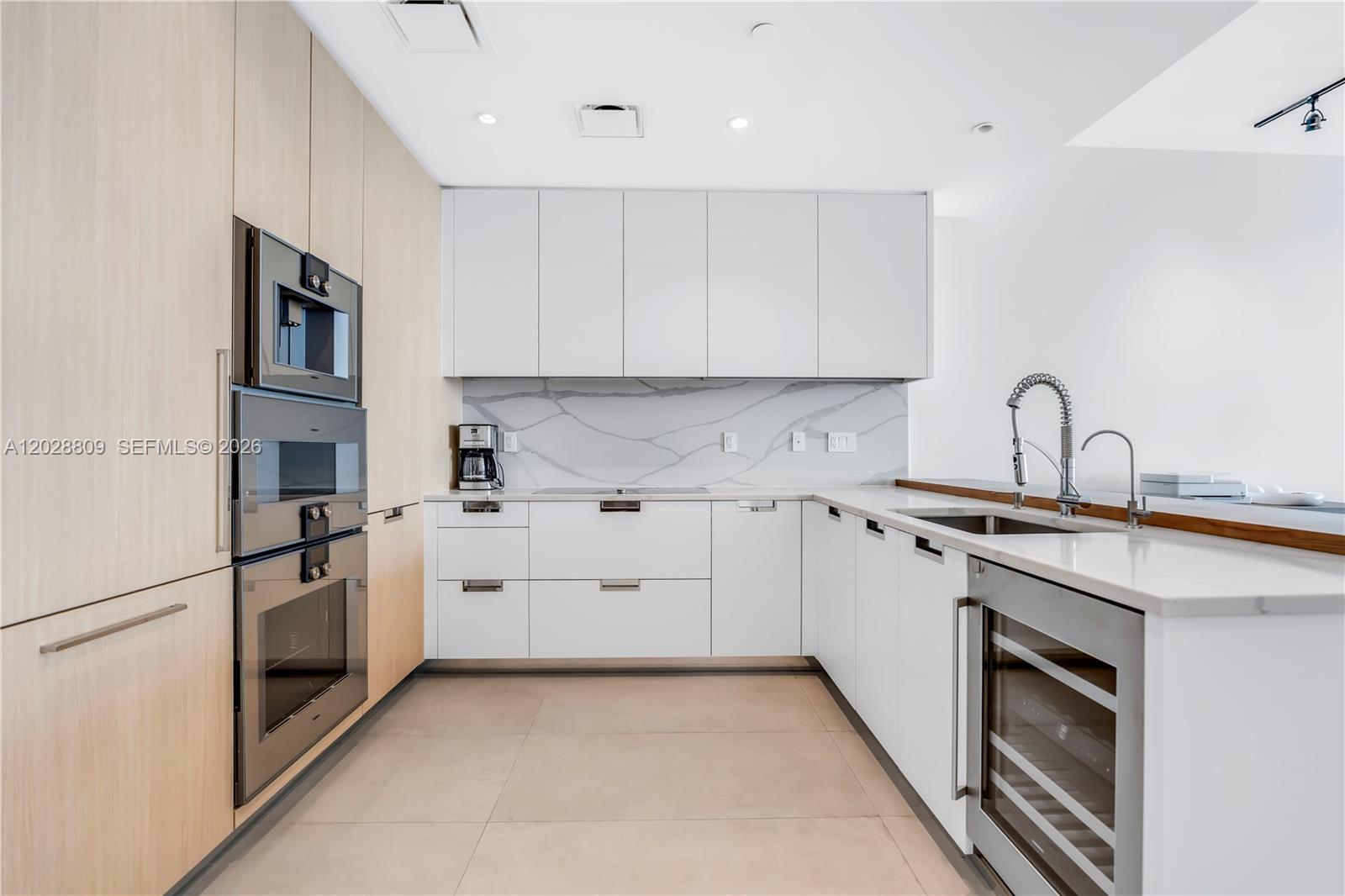 15701 COLLINS CONDO - Residential Lease