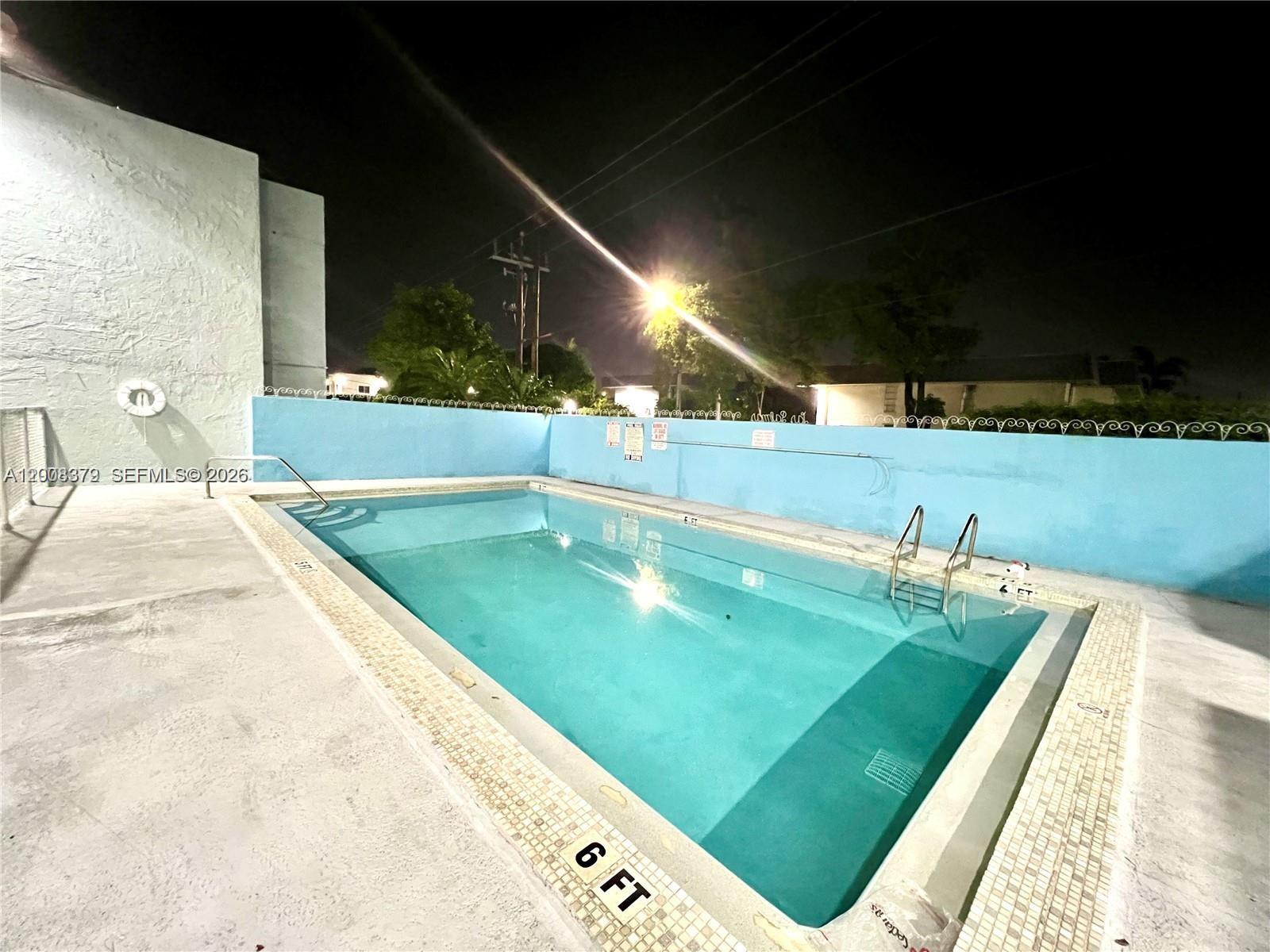 LAS PALMAS CONDO - Residential