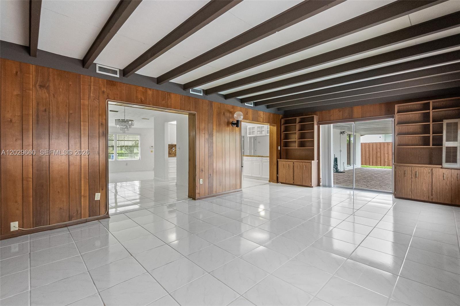 DARLINGTON MANOR - Residential