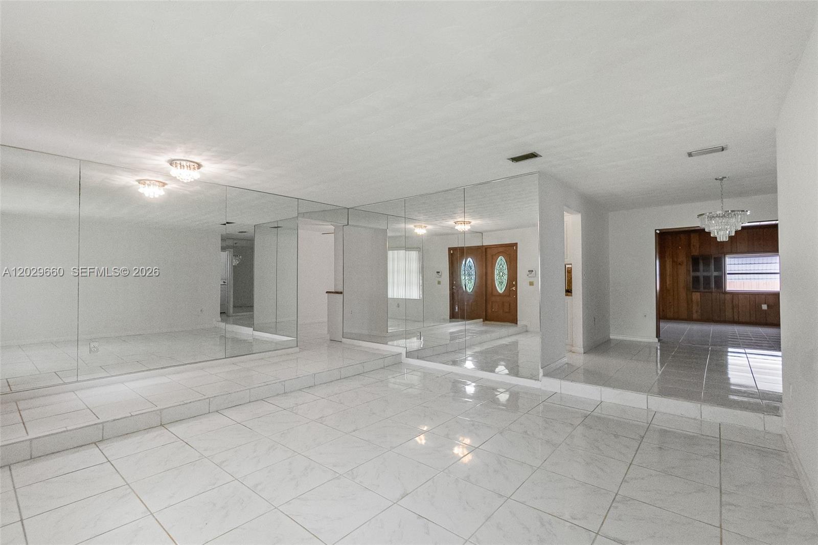 DARLINGTON MANOR - Residential