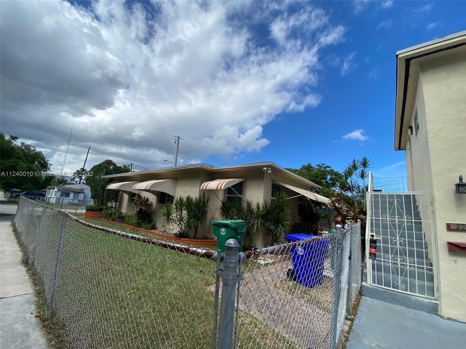 PALM PARK AMD - Residential Lease