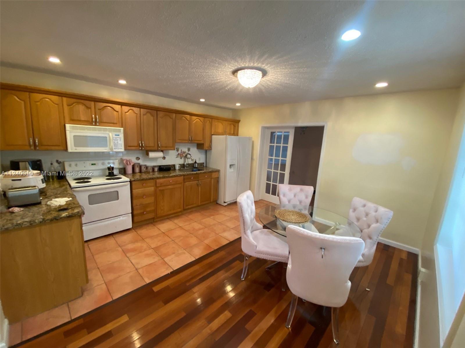 PALM PARK AMD - Residential Lease