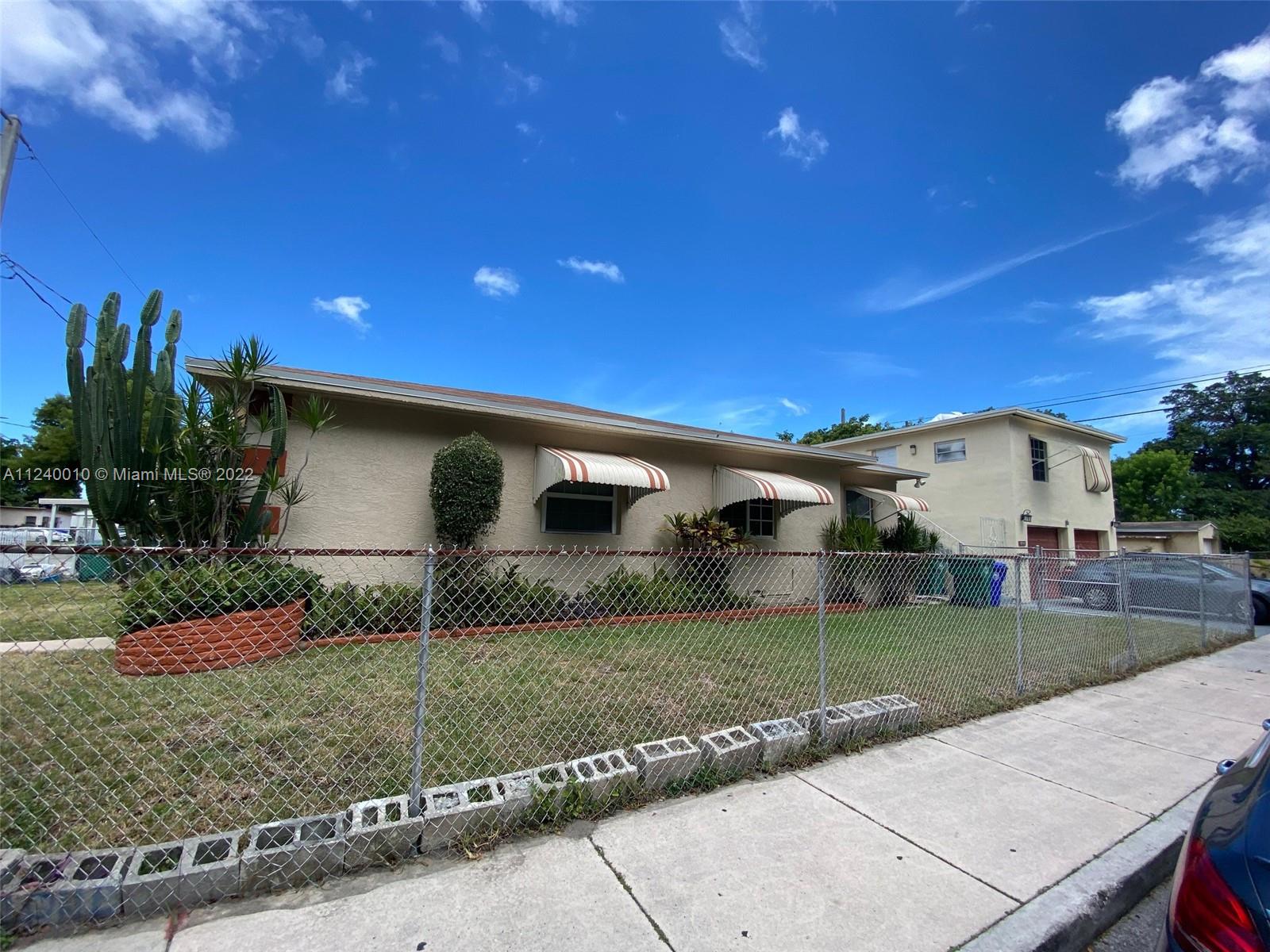 PALM PARK AMD - Residential Lease