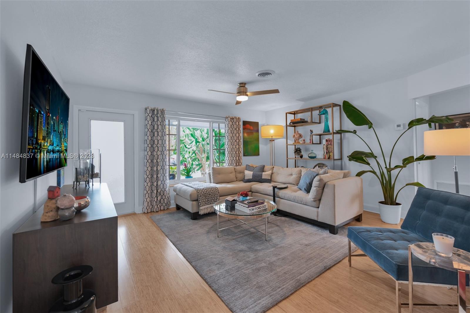 CORAL HEIGHTS - Residential