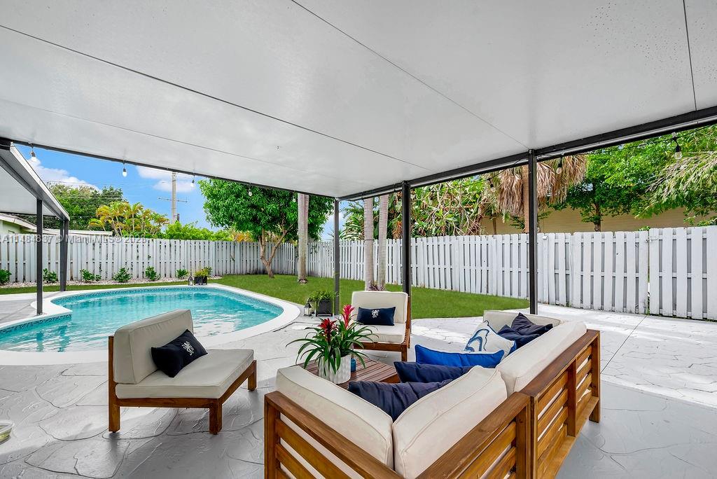 CORAL HEIGHTS - Residential
