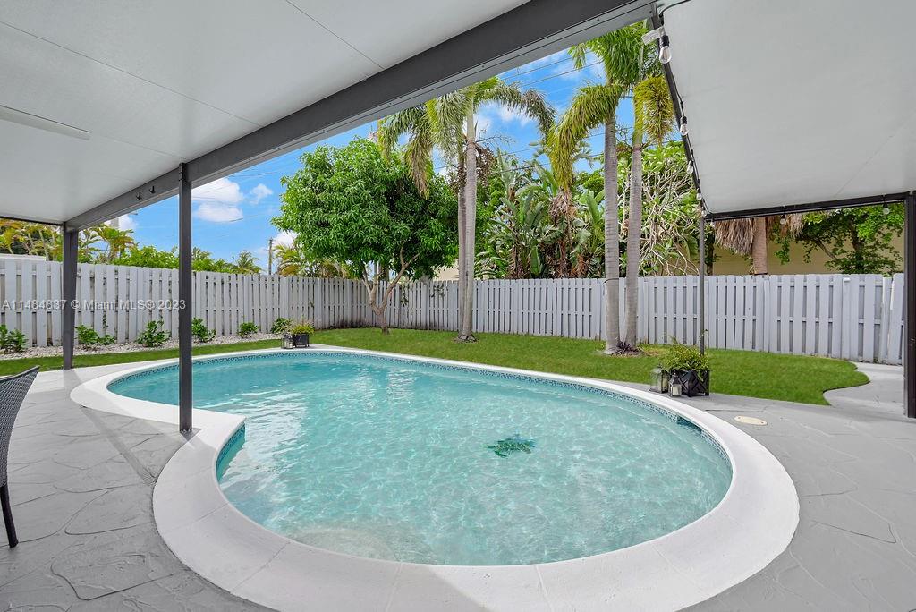 CORAL HEIGHTS - Residential
