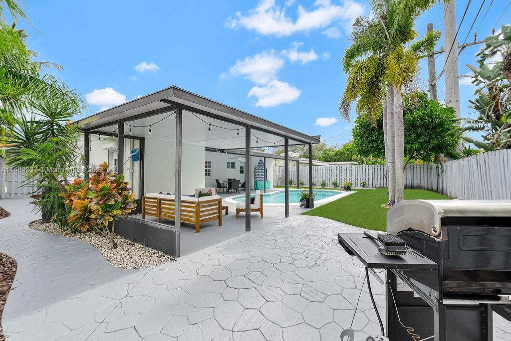 CORAL HEIGHTS - Residential