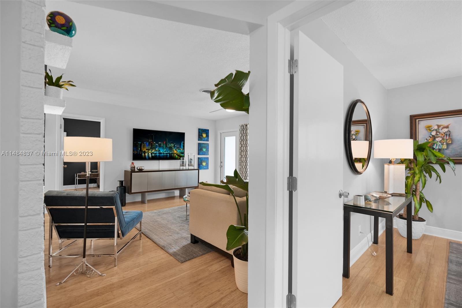 CORAL HEIGHTS - Residential